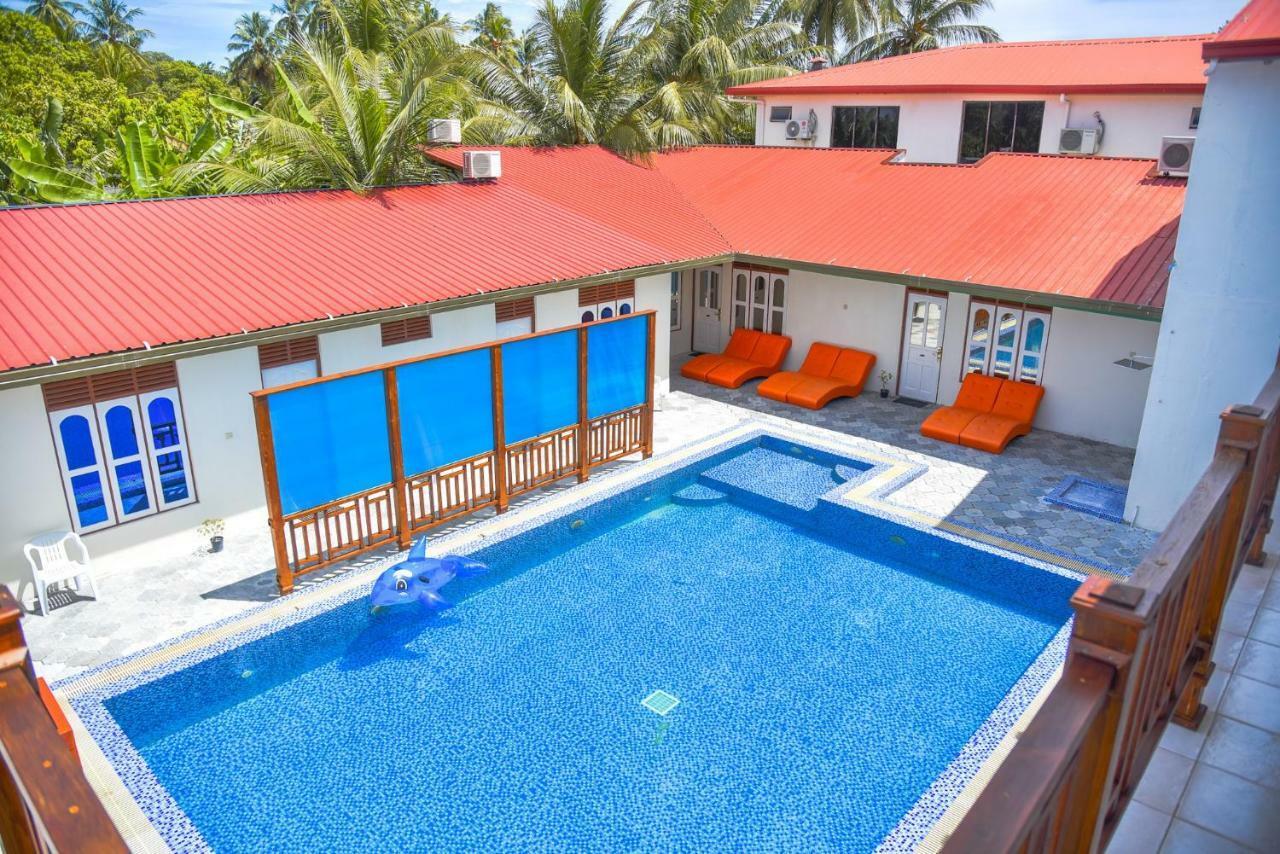 Equatorial Divers Lodge Addu City Exterior foto